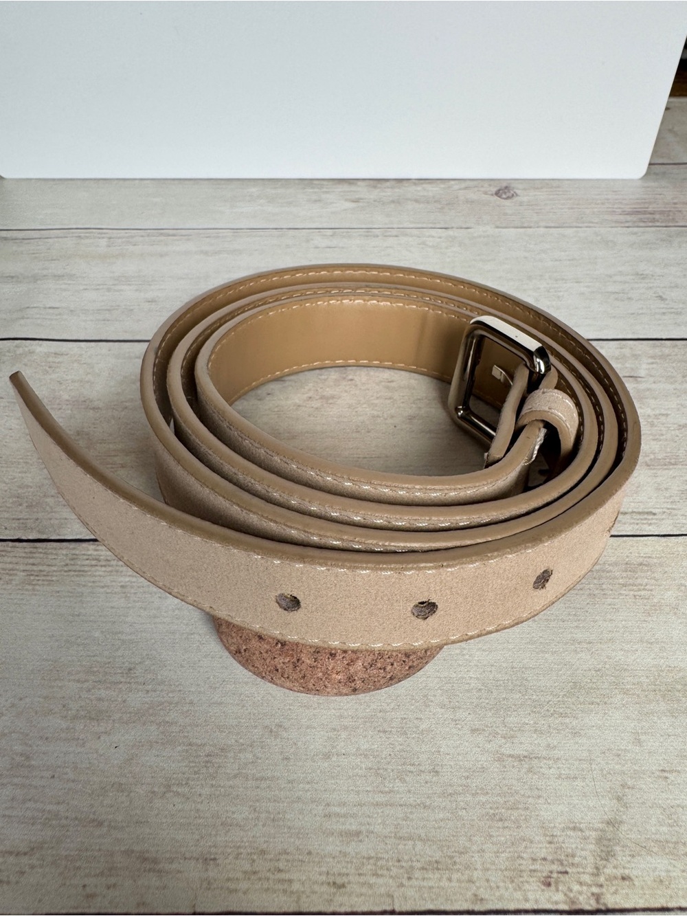 Women's Neutral Tan Belt with Polished Silver Buckle